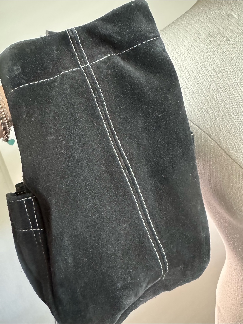 Tylie Malibu Black Studded Strap Suede Hobo Bag Y2K - Picture 7 of 16